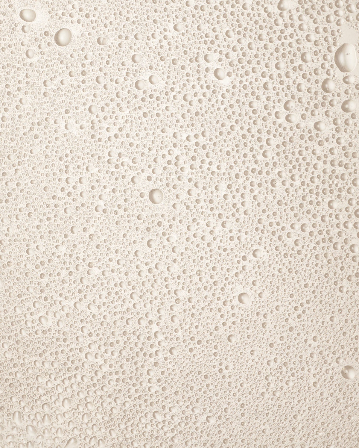 Fine mist droplets on the skin